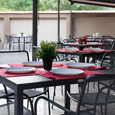 B1 Boutique 4* Sofia