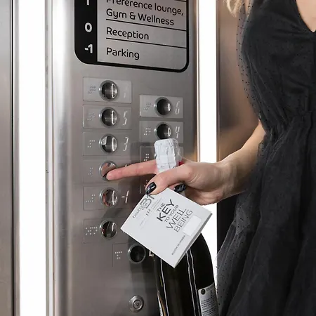 Hotel B1 Boutique 4*