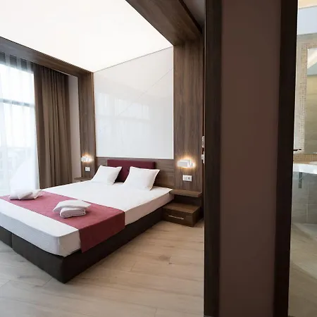 B1 Boutique Hotell 4*