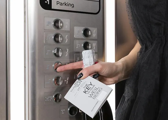 Hotel B1 Boutique 4*